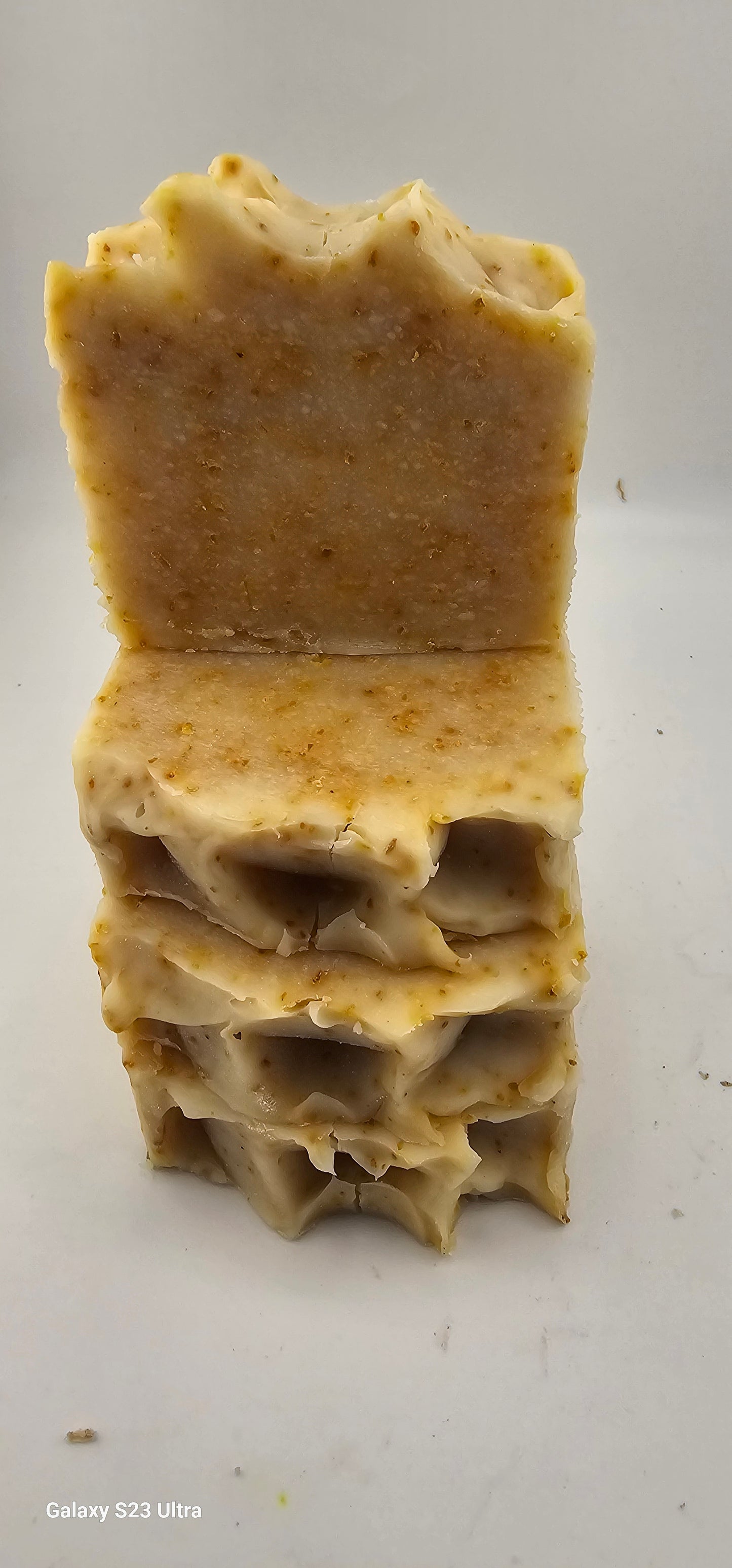 Turmeric Exfoliating Soap – Handmade Brightening Bar for Clear Skin