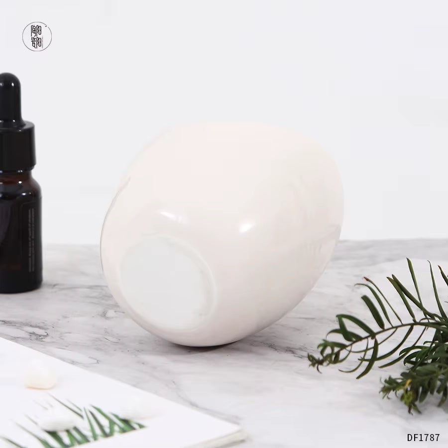 Custom Logo Wholesale Ceramic Massage Vessel Beige Pottery Pouring Candle Jars with Pour Spout