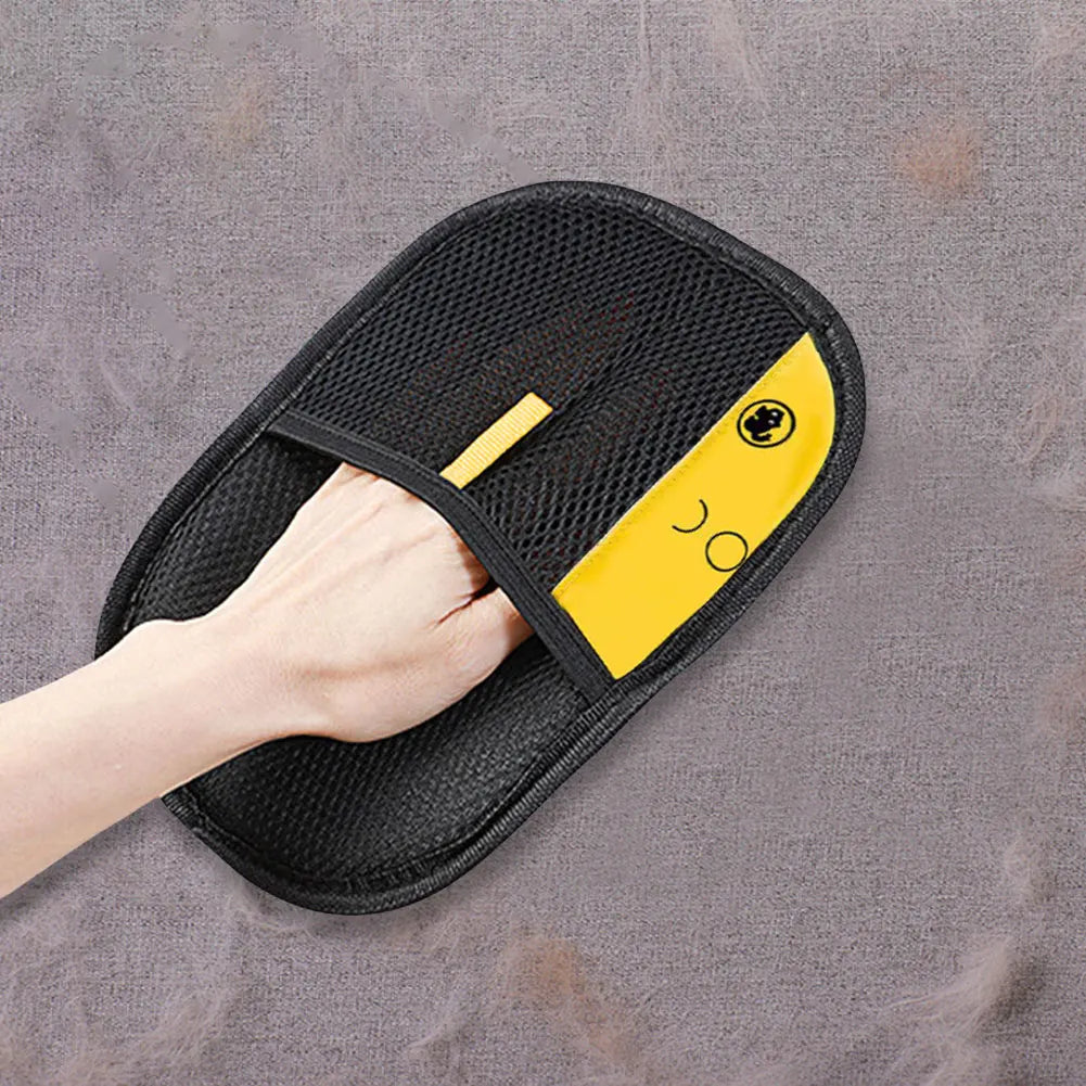 Pet Grooming Gloves – Deshedding Brush & Gentle Massage for Cats, Dogs & More