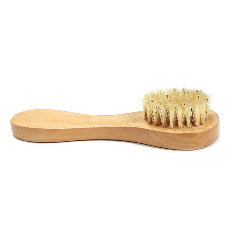 1pc Natural Bristle Face Brush – Gentle Exfoliation & Deep Cleansing